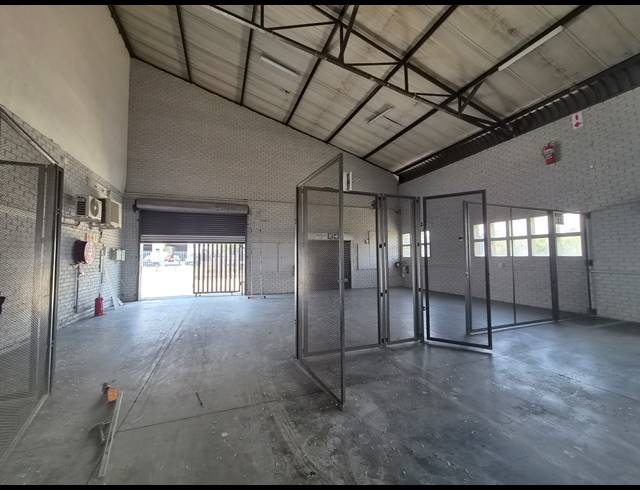 1,200M² WAREHOUSE TO LET IN KYALAMI